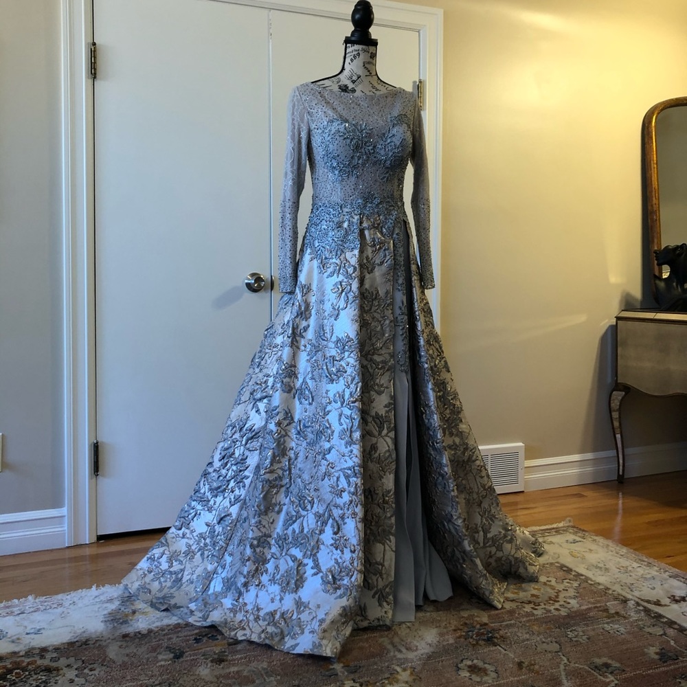 Ballroom Metallic and lace taffeta Evening gown